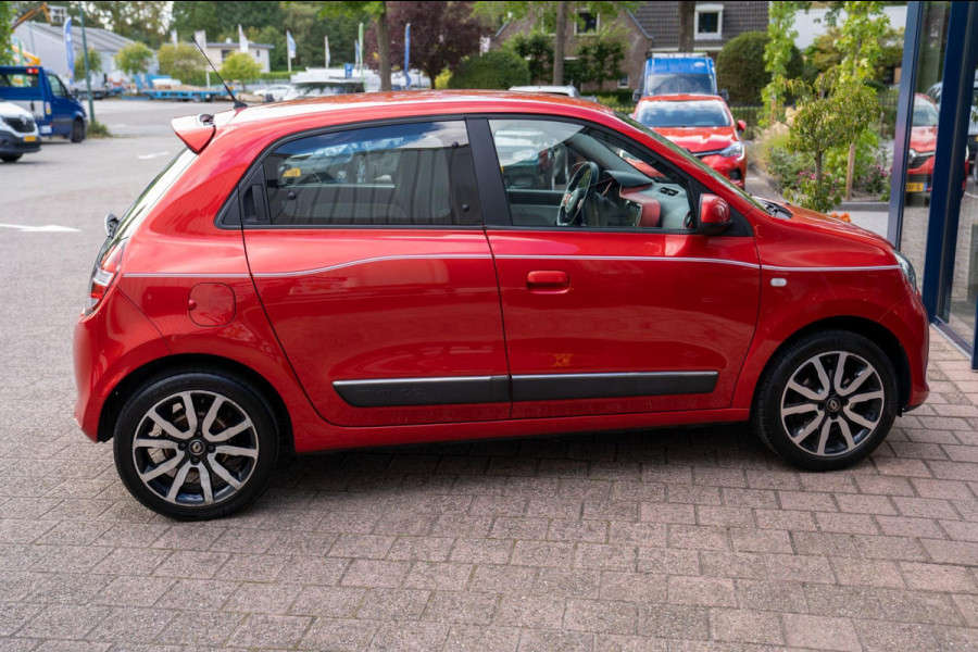 Renault Twingo 0.9 TCe Intens|Prijs rijklaar incl. 12 mnd garantie|NAV Airco Bluetooth LMV Stoelverwarming