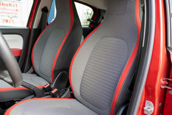 Renault Twingo 0.9 TCe Intens|Prijs rijklaar incl. 12 mnd garantie|NAV Airco Bluetooth LMV Stoelverwarming