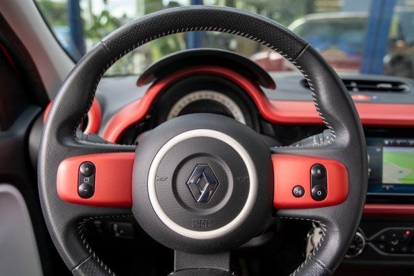 Renault Twingo 0.9 TCe Intens|Prijs rijklaar incl. 12 mnd garantie|NAV Airco Bluetooth LMV Stoelverwarming