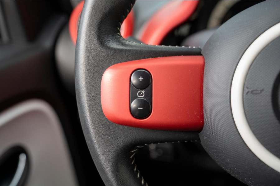Renault Twingo 0.9 TCe Intens|Prijs rijklaar incl. 12 mnd garantie|NAV Airco Bluetooth LMV Stoelverwarming