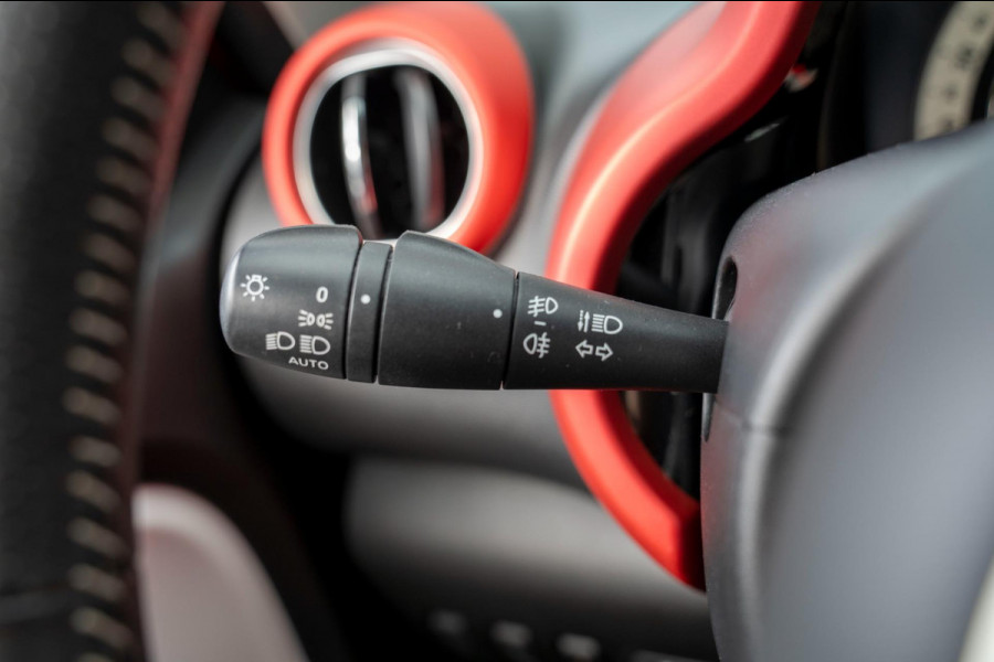 Renault Twingo 0.9 TCe Intens|Prijs rijklaar incl. 12 mnd garantie|NAV Airco Bluetooth LMV Stoelverwarming