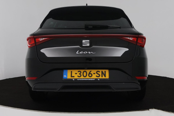 Seat Leon Sportstourer 1.0 TSI Style Business Intense (ACHTERUITRIJCAMERA, DIGITALE COCKPIT, PARKEERSENSOREN, CRUISE ADAPTIEF)