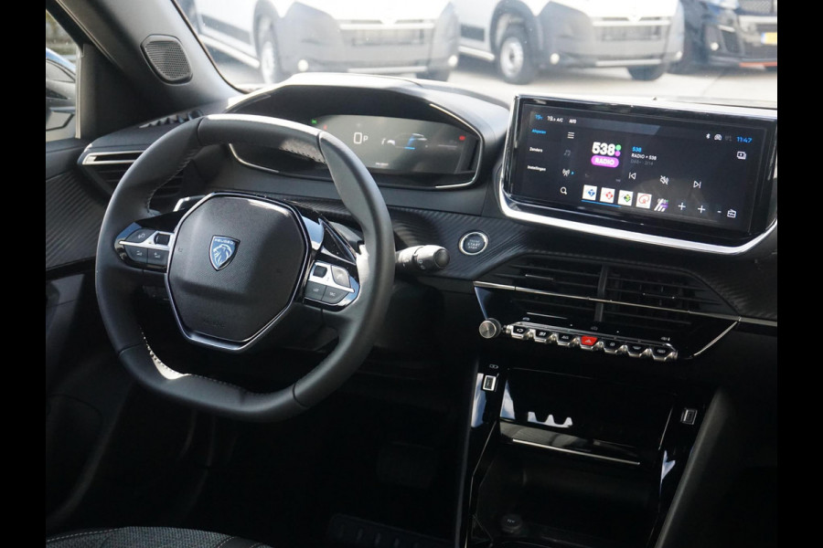 Peugeot 2008 1.2 Hybrid 145 Allure