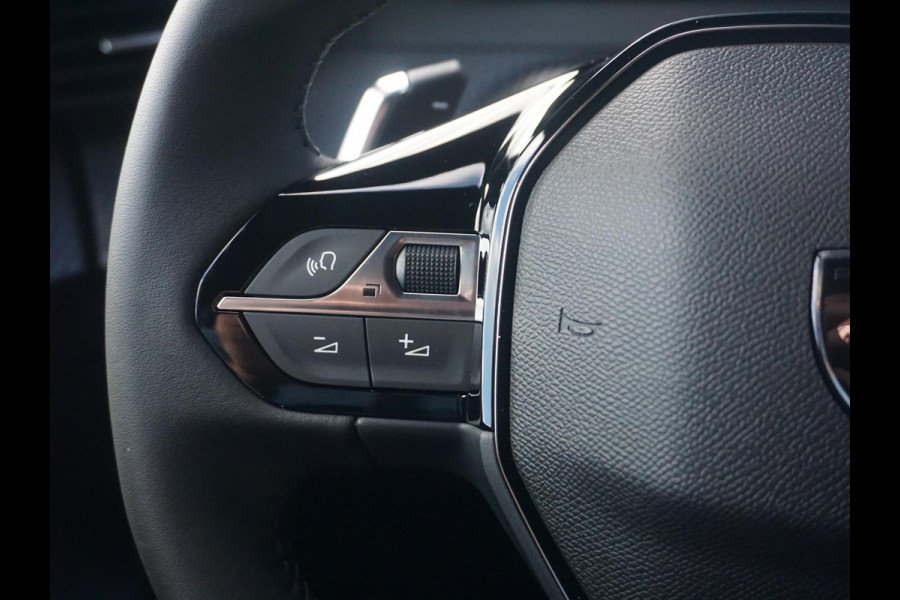 Peugeot 2008 1.2 Hybrid 145 Allure