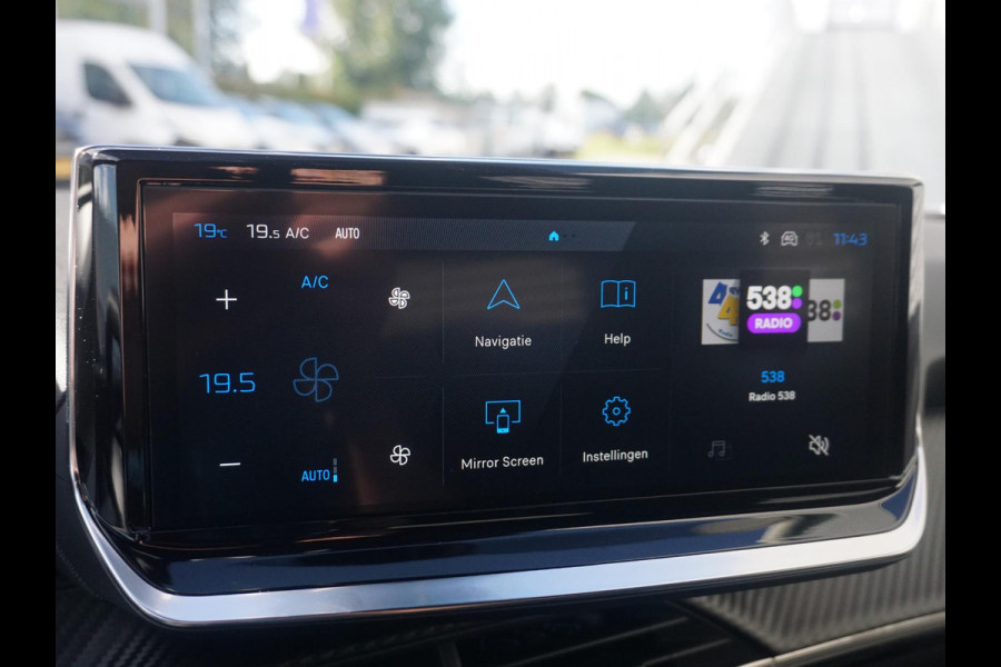 Peugeot 2008 1.2 Hybrid 145 Allure