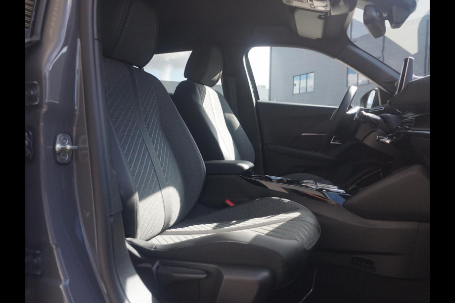 Peugeot 2008 1.2 Hybrid 145 Allure