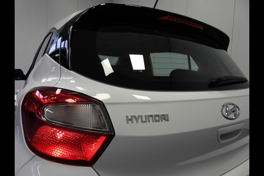 Hyundai i10 1.0 Comfort NAVI-APP/AIRCO/CRUISE/BLUETOOTH!