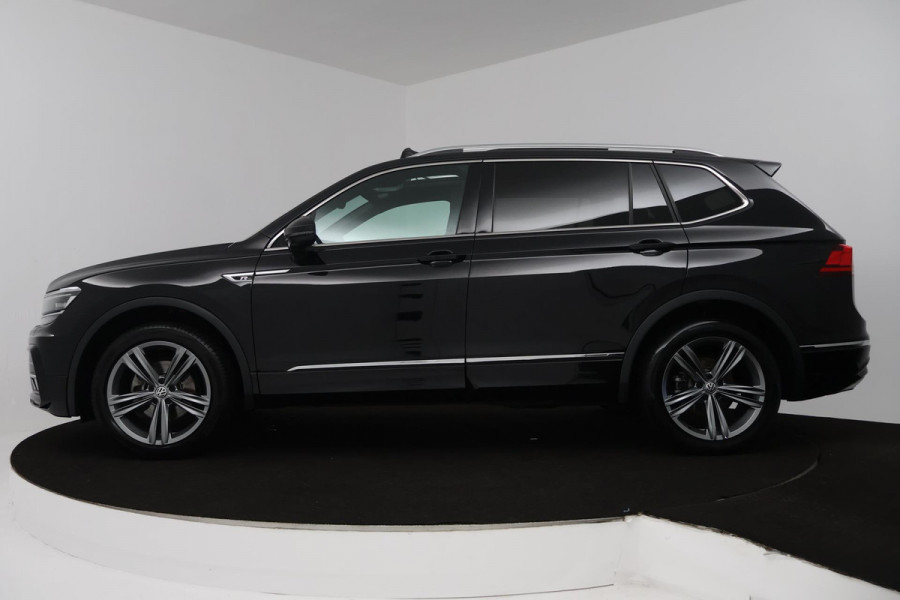 Volkswagen Tiguan Allspace 1.5 TSI Highline Business R 7p (PANORAMADAK, TREKHAAK ELEKTRISCH,, DIGITALE COCKPIT, CAMERA, AUTOMAAT)