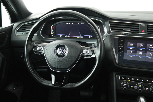 Volkswagen Tiguan Allspace 1.5 TSI Highline Business R 7p (PANORAMADAK, TREKHAAK ELEKTRISCH,, DIGITALE COCKPIT, CAMERA, AUTOMAAT)