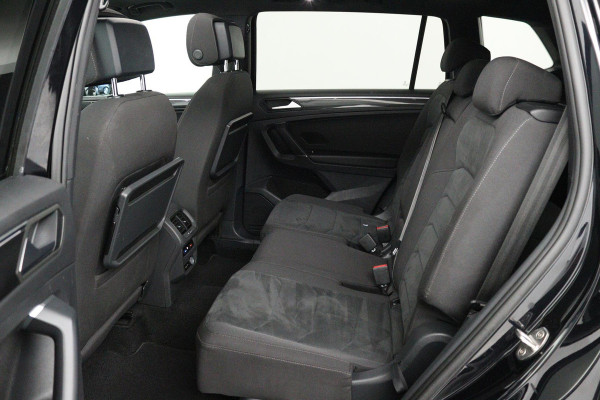 Volkswagen Tiguan Allspace 1.5 TSI Highline Business R 7p (PANORAMADAK, TREKHAAK ELEKTRISCH,, DIGITALE COCKPIT, CAMERA, AUTOMAAT)