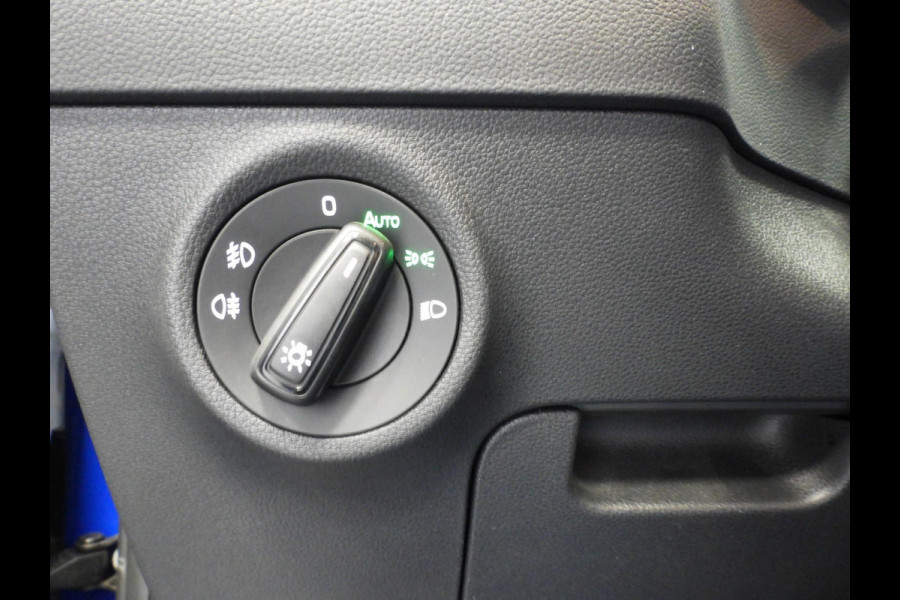 Škoda Karoq 1.0 TSI Business Edition NAVI/CLIMA/TREKH./PDC/16"LMV!