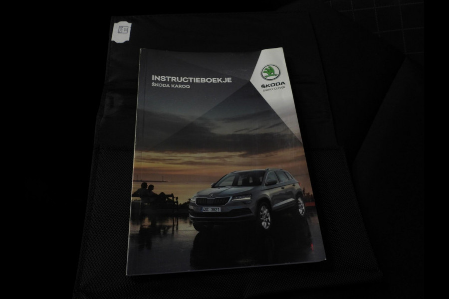 Škoda Karoq 1.0 TSI Business Edition NAVI/CLIMA/TREKH./PDC/16"LMV!