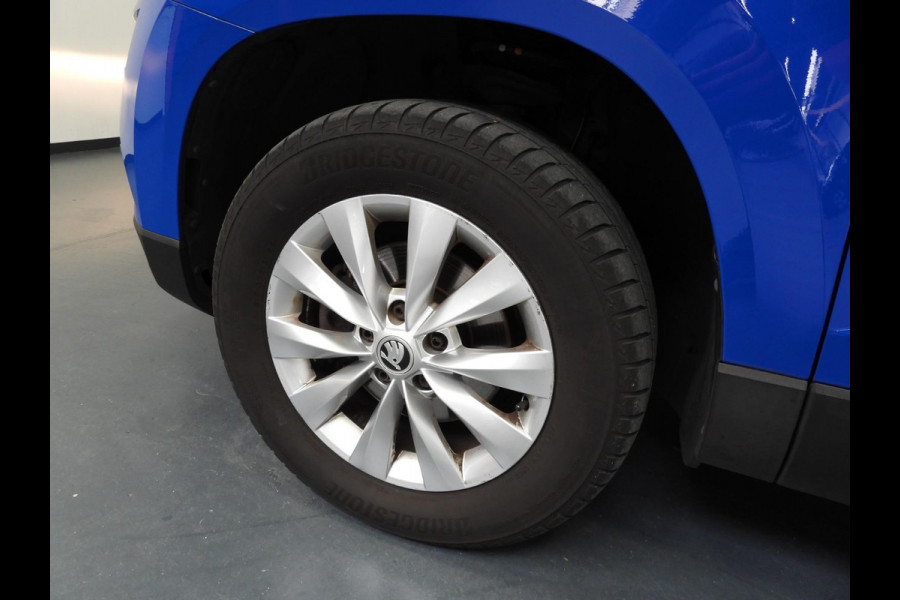 Škoda Karoq 1.0 TSI Business Edition NAVI/CLIMA/TREKH./PDC/16"LMV!