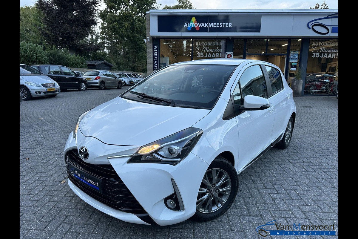 Toyota Yaris 1.5 VVT-i 112PK 5drs Aspiration 1eEig|79dKM|Standkachel|Navi|Camera Toyota Yaris 1.5 VVT-i 112PK 5drs Aspiration 1eEig|79dKM|Standkachel|Navi|Camera