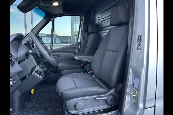 Mercedes-Benz Sprinter 316 CDI L2 H1 Automaat / L+R Schuifdeur / Trekhaak / MBUX / Camera / Carplay navigatie / 270 Graden achterdeuren