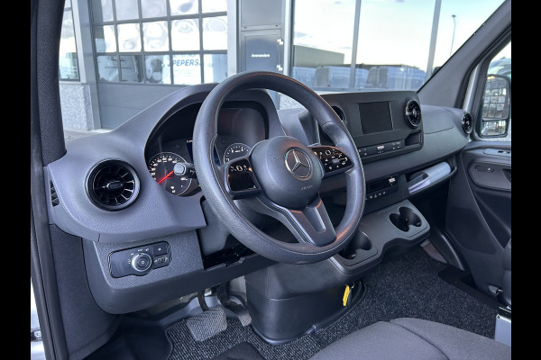 Mercedes-Benz Sprinter 316 CDI L2 H1 Automaat / L+R Schuifdeur / Trekhaak / MBUX / Camera / Carplay navigatie / 270 Graden achterdeuren