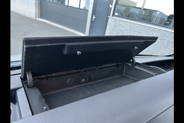 Mercedes-Benz Sprinter 316 CDI L2 H1 Automaat / L+R Schuifdeur / Trekhaak / MBUX / Camera / Carplay navigatie / 270 Graden achterdeuren