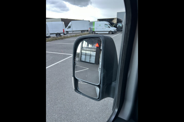 Mercedes-Benz Sprinter 316 CDI L2 H1 Automaat / L+R Schuifdeur / Trekhaak / MBUX / Camera / Carplay navigatie / 270 Graden achterdeuren