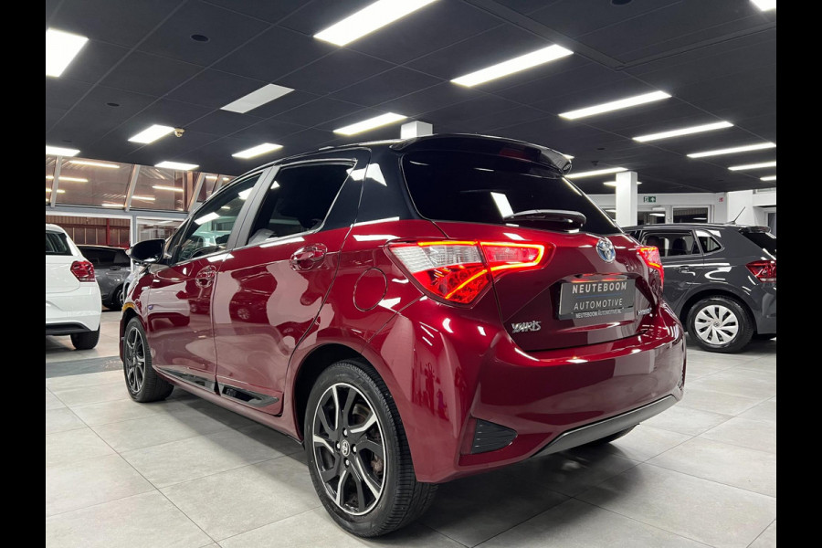 Toyota Yaris 1.5 Hybrid Bi-Tone | Lane | Camera | LED| Clima