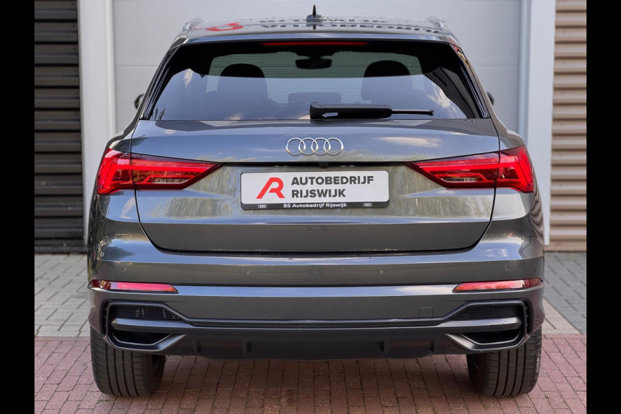 Audi Q3 35 TFSI 3xS-Line Matrix/Keyless/Camera