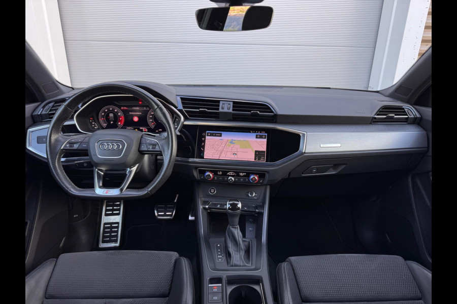 Audi Q3 35 TFSI 3xS-Line Matrix/Keyless/Camera