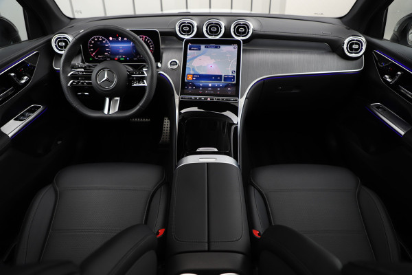 Mercedes-Benz GLC 300e AMG 4-Matic | 313PK | Pano | Massage | Keyles-go | Sfeerverlichting | Memory | Distronic+ | Stoelventilatie | Air-balance |