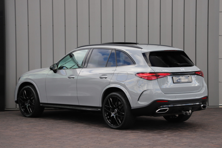 Mercedes-Benz GLC 300e AMG 4-Matic | 313PK | Pano | Massage | Keyles-go | Sfeerverlichting | Memory | Distronic+ | Stoelventilatie | Air-balance |