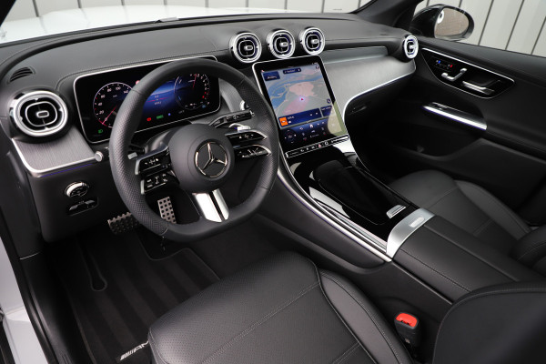Mercedes-Benz GLC 300e AMG 4-Matic | 313PK | Pano | Massage | Keyles-go | Sfeerverlichting | Memory | Distronic+ | Stoelventilatie | Air-balance |