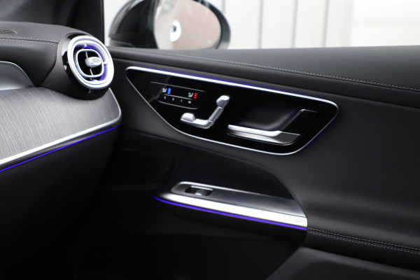 Mercedes-Benz GLC 300e AMG 4-Matic | 313PK | Pano | Massage | Keyles-go | Sfeerverlichting | Memory | Distronic+ | Stoelventilatie | Air-balance |