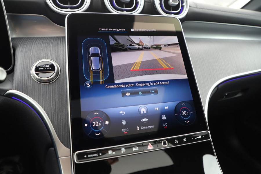 Mercedes-Benz GLC 300e AMG 4-Matic | 313PK | Pano | Massage | Keyles-go | Sfeerverlichting | Memory | Distronic+ | Stoelventilatie | Air-balance |