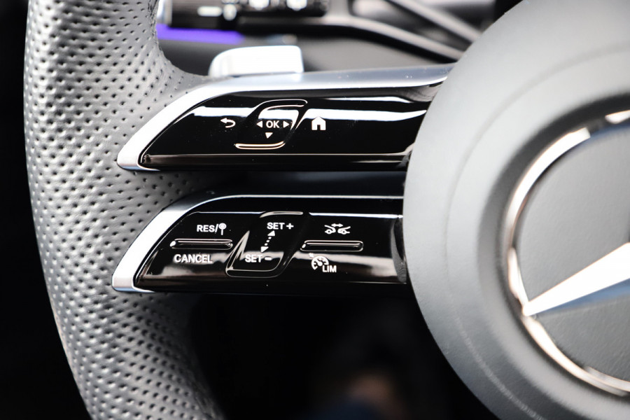 Mercedes-Benz GLC 300e AMG 4-Matic | 313PK | Pano | Massage | Keyles-go | Sfeerverlichting | Memory | Distronic+ | Stoelventilatie | Air-balance |