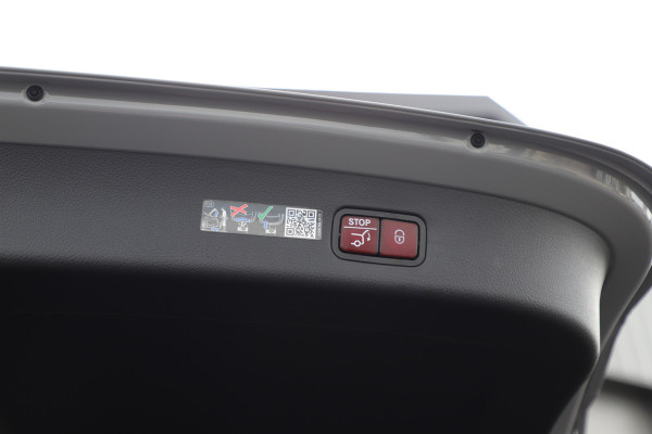 Mercedes-Benz GLC 300e AMG 4-Matic | 313PK | Pano | Massage | Keyles-go | Sfeerverlichting | Memory | Distronic+ | Stoelventilatie | Air-balance |