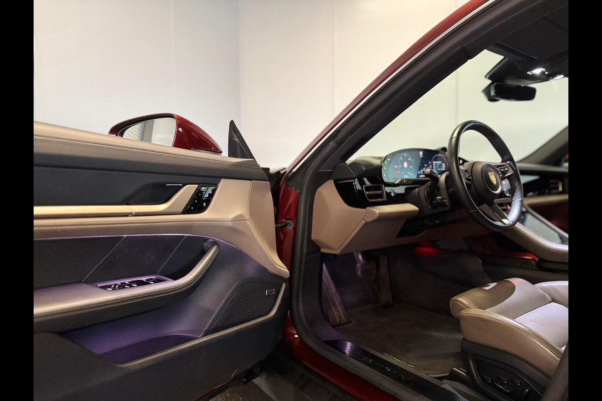 Porsche Taycan Cross Turismo 4S 93 kWh SOH 91%-WARMTEPOMP-INNODRIVE-CHRONO-18WEGS STOELEN-COMPLEET