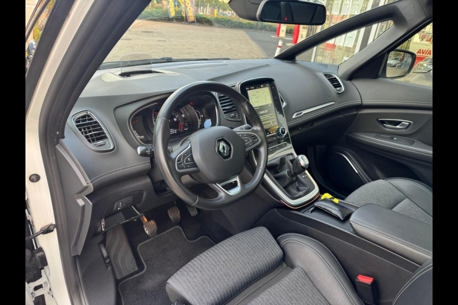 Renault Grand Scénic TCe 140 Intens Pano / Head up / Full LED / Stoel verwarming