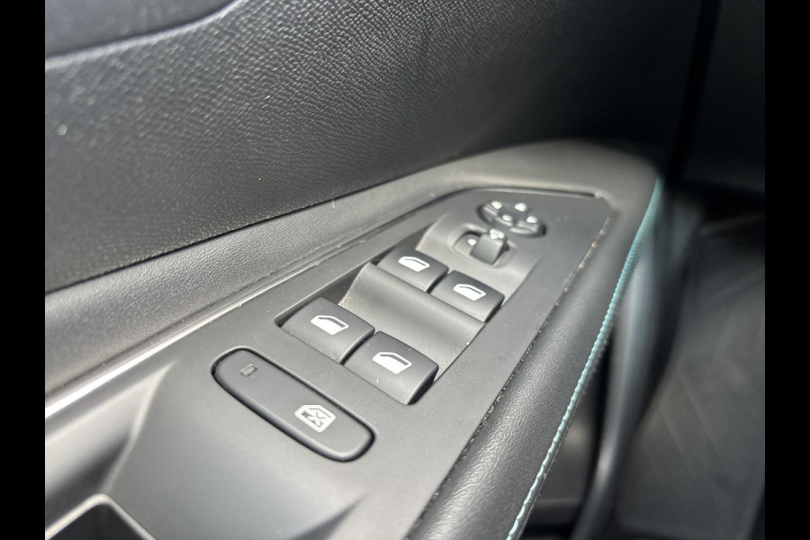 Peugeot 3008 1.2 PureTech Blue Lease Allure