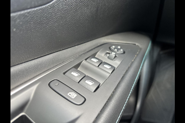 Peugeot 3008 1.2 PureTech Blue Lease Allure