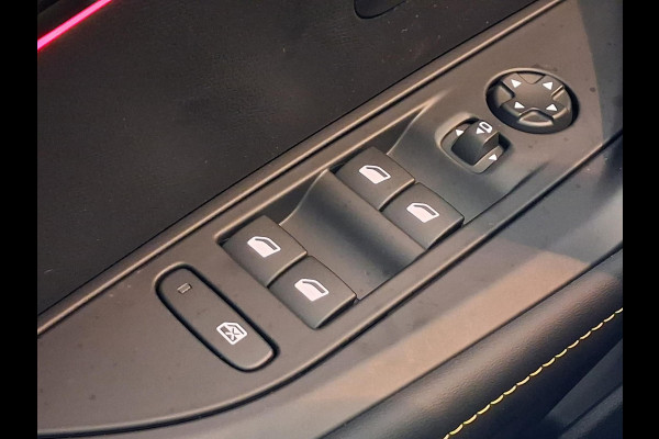 Peugeot 208 1.2 Hybrid 145 e-DCS6 GT Automaat | Navigatie | 360˚ Camera | Cruise Control Adaptief | Keyless Entry | Apple Carplay/Android Auto Draadloos |