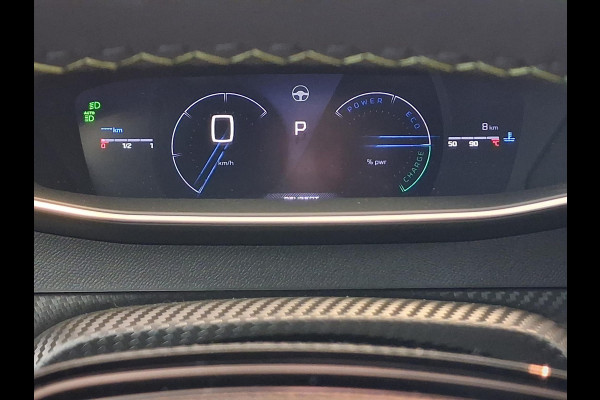 Peugeot 208 1.2 Hybrid 145 e-DCS6 GT Automaat | Navigatie | 360˚ Camera | Cruise Control Adaptief | Keyless Entry | Apple Carplay/Android Auto Draadloos |