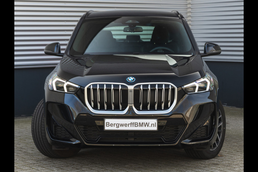 BMW X1 xDrive25e M-Sport - Driving Ass Plus - Stoelverwarming - Parking Ass BMW X1 xDrive25e M-Sport - Driving Ass Plus - Stoelverwarming - Parking Ass