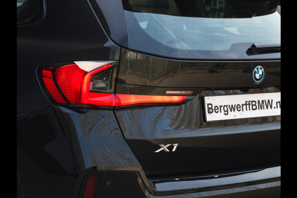 BMW X1 xDrive25e M-Sport - Driving Ass Plus - Stoelverwarming - Parking Ass BMW X1 xDrive25e M-Sport - Driving Ass Plus - Stoelverwarming - Parking Ass