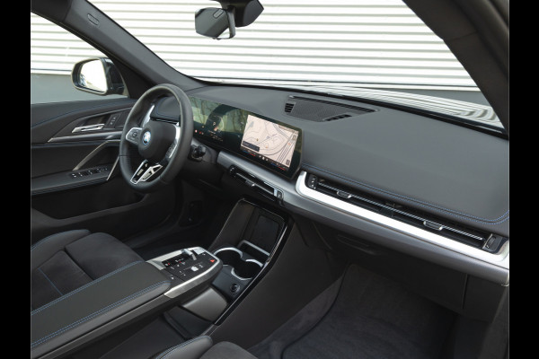 BMW X1 xDrive25e M-Sport - Driving Ass Plus - Stoelverwarming - Parking Ass BMW X1 xDrive25e M-Sport - Driving Ass Plus - Stoelverwarming - Parking Ass