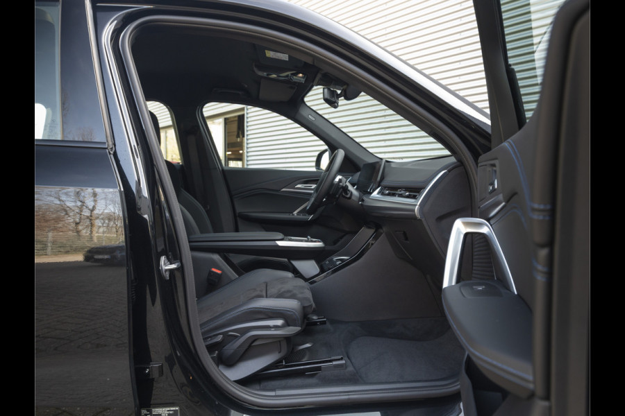 BMW X1 xDrive25e M-Sport - Driving Ass Plus - Stoelverwarming - Parking Ass BMW X1 xDrive25e M-Sport - Driving Ass Plus - Stoelverwarming - Parking Ass