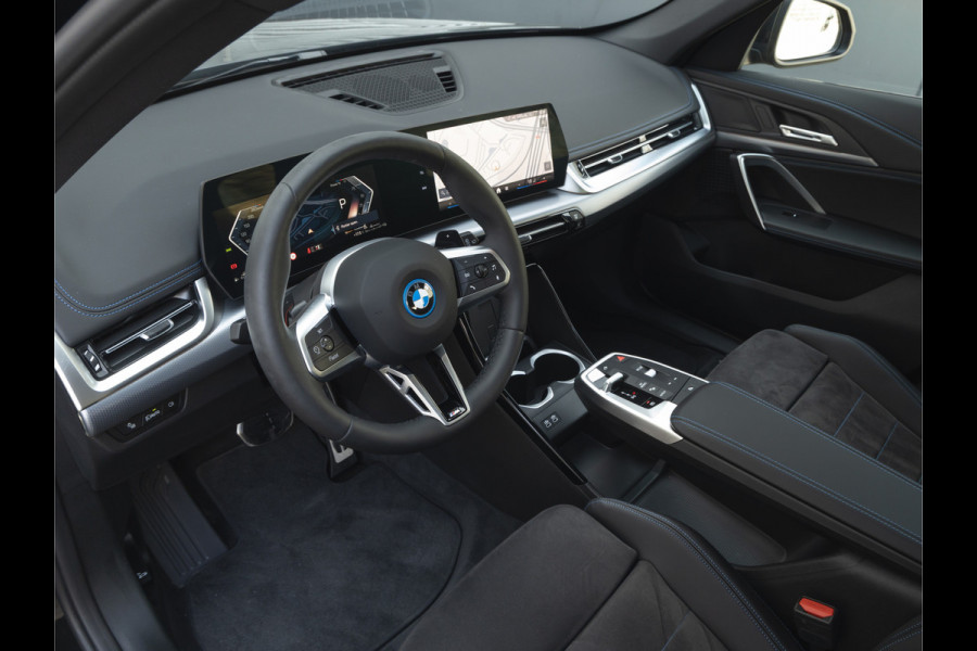 BMW X1 xDrive25e M-Sport - Driving Ass Plus - Stoelverwarming - Parking Ass BMW X1 xDrive25e M-Sport - Driving Ass Plus - Stoelverwarming - Parking Ass