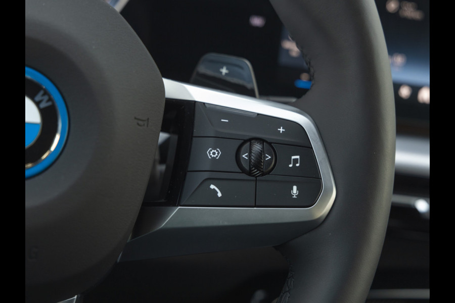 BMW X1 xDrive25e M-Sport - Driving Ass Plus - Stoelverwarming - Parking Ass BMW X1 xDrive25e M-Sport - Driving Ass Plus - Stoelverwarming - Parking Ass