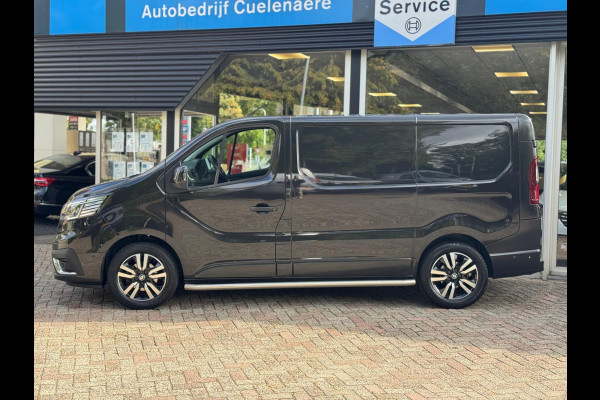 Renault Trafic 2.0 dCi 130 T29 L1H1 Luxe / Navi / Trekhaak / Clima / Keyless / Side Bars / Betimmering laadruimte Renault Trafic 2.0 dCi 130 T29 L1H1 Luxe / Navi / Trekhaak / Clima / Keyless / Side Bars / Betimmering laadruimte