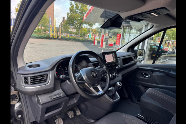 Renault Trafic 2.0 dCi 130 T29 L1H1 Luxe / Navi / Trekhaak / Clima / Keyless / Side Bars / Betimmering laadruimte Renault Trafic 2.0 dCi 130 T29 L1H1 Luxe / Navi / Trekhaak / Clima / Keyless / Side Bars / Betimmering laadruimte