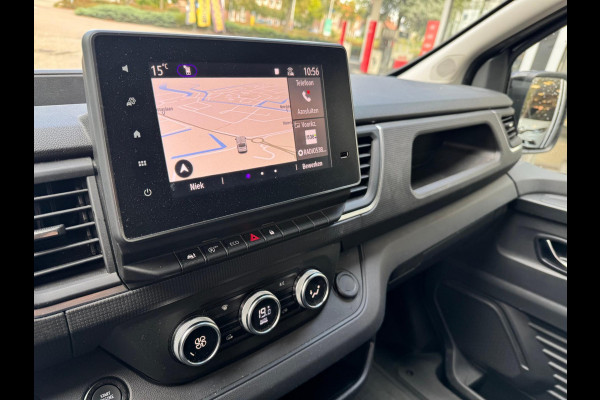 Renault Trafic 2.0 dCi 130 T29 L1H1 Luxe / Navi / Trekhaak / Clima / Keyless / Side Bars / Betimmering laadruimte Renault Trafic 2.0 dCi 130 T29 L1H1 Luxe / Navi / Trekhaak / Clima / Keyless / Side Bars / Betimmering laadruimte