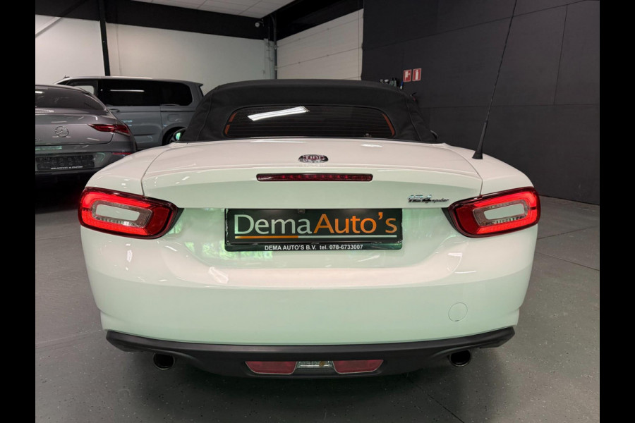 Fiat 124 Spider 1.4 MultiAir Turbo NAVI/LED/LEDER/CAM/DAB/BOSE/PDC/CRUISE///