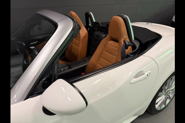 Fiat 124 Spider 1.4 MultiAir Turbo NAVI/LED/LEDER/CAM/DAB/BOSE/PDC/CRUISE///