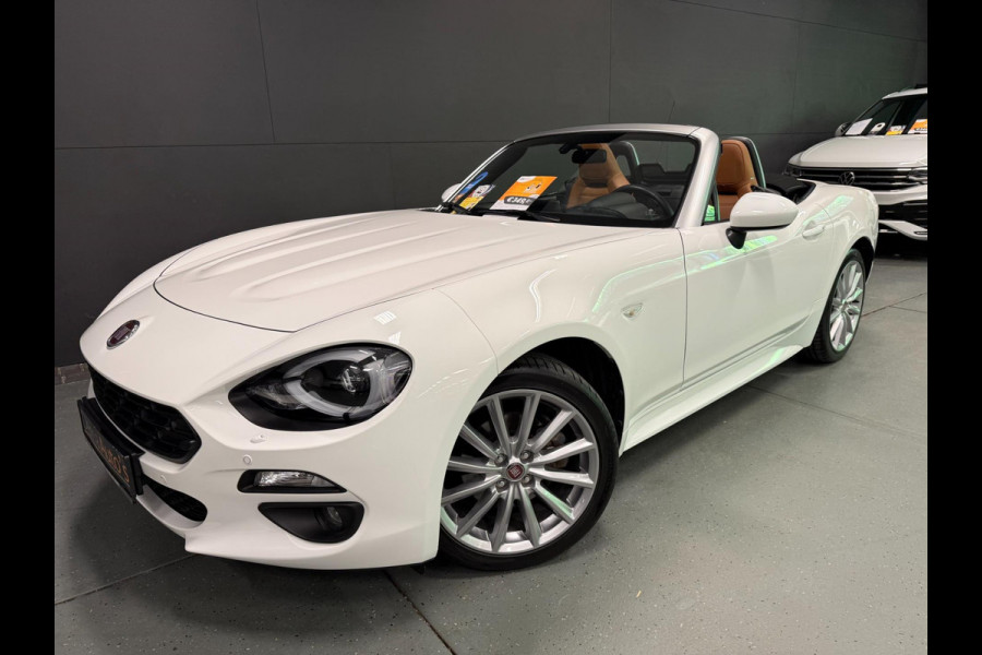 Fiat 124 Spider 1.4 MultiAir Turbo NAVI/LED/LEDER/CAM/DAB/BOSE/PDC/CRUISE///